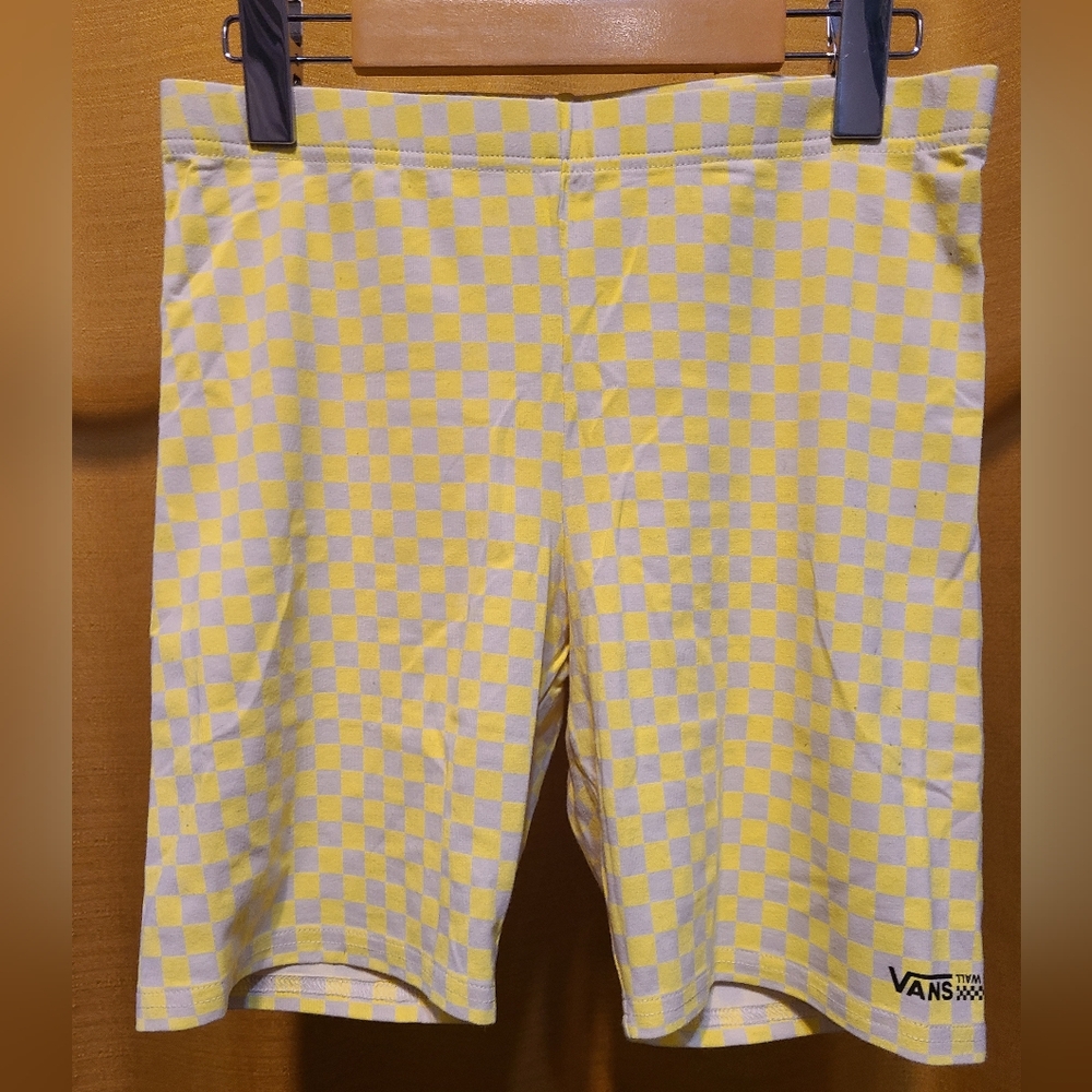 NWOT Vans Checkered Biker Short - Size M